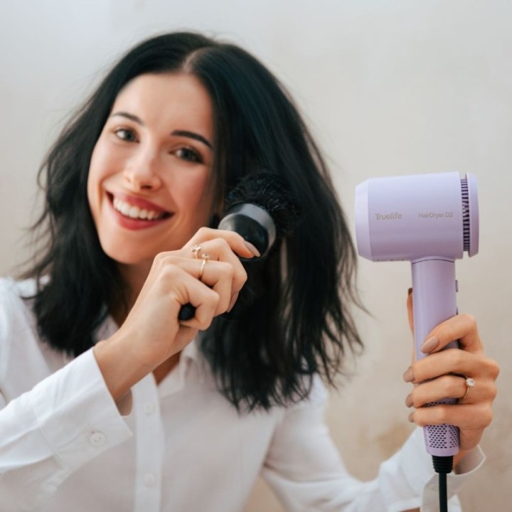 TrueLife HairDryer D2 suszarka do włosów z jonizacją, LED, 4 temperatury i 2 prędkości